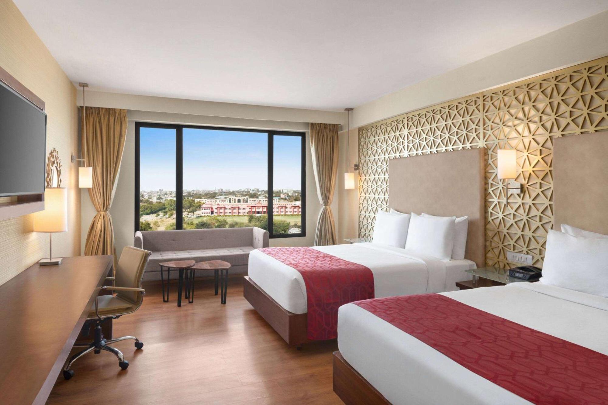 Ramada By Wyndham Jaipur North Hotel Luaran gambar